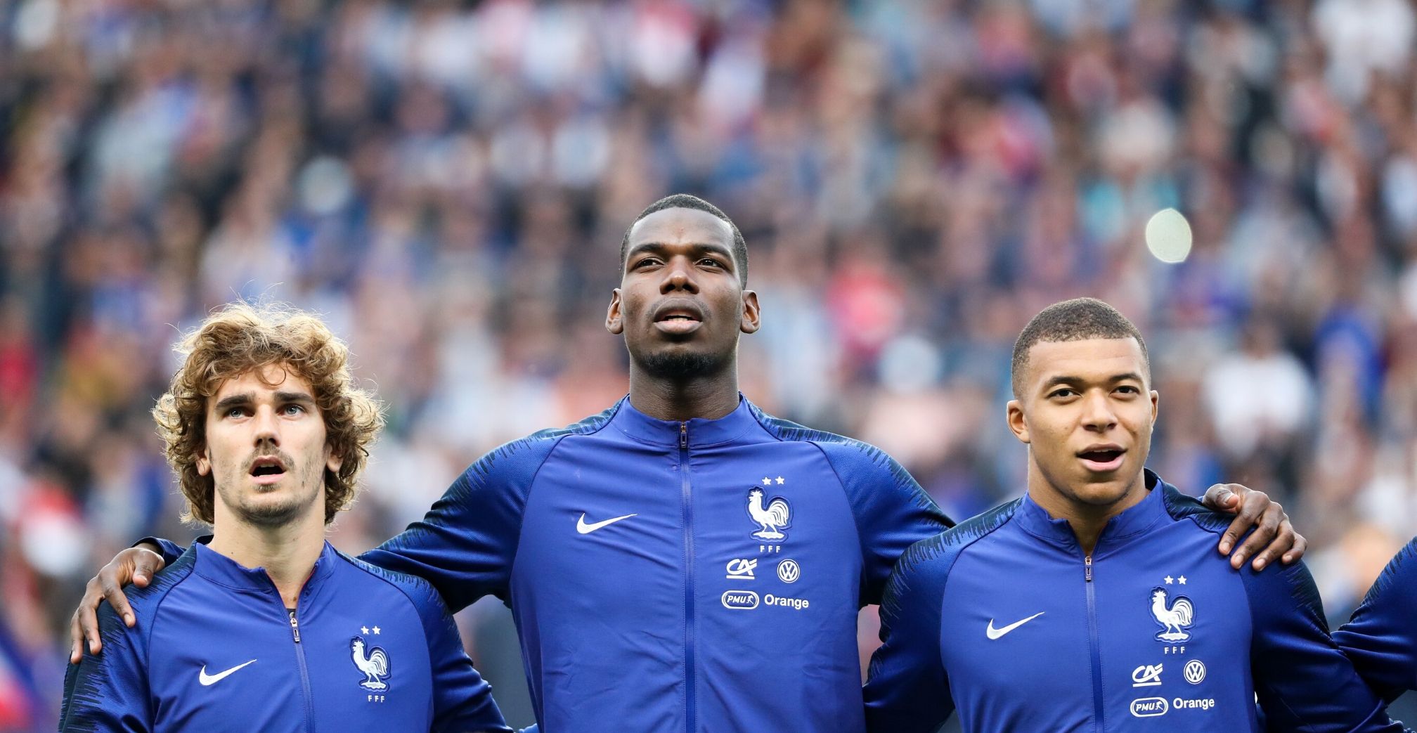Mbappé (r.) became a world champion with France alongside Antoine Griezmann (l.) and Paul Pogba (c) in 2018.