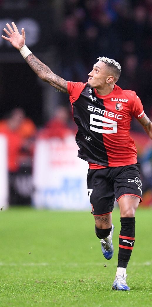 Raphinha celebrates Rennes' late 3-2 derby win over Nantes