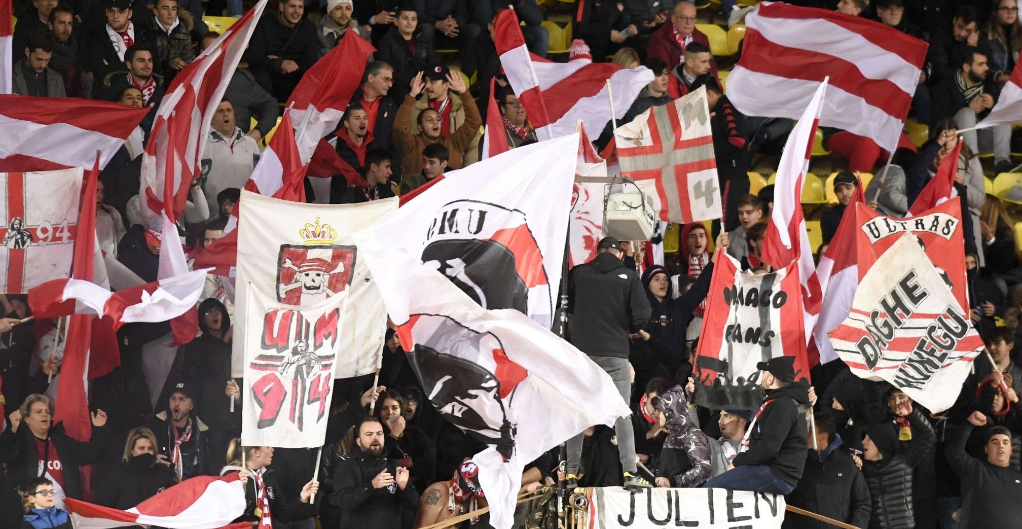 Monaco fans, flags, banners