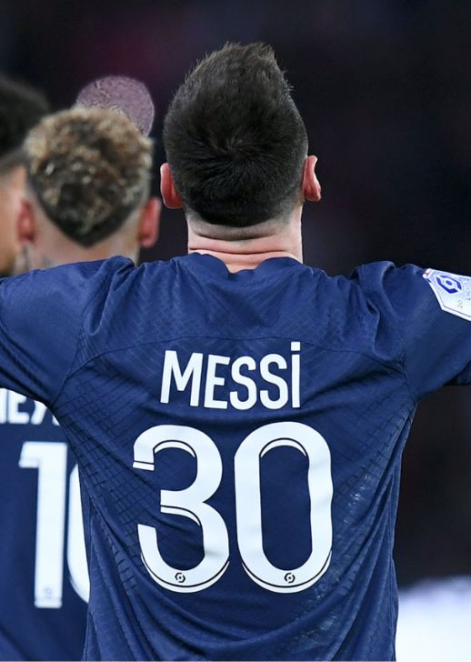 Why is Messi wearing No.10 for PSG vs Nice? French shirt number