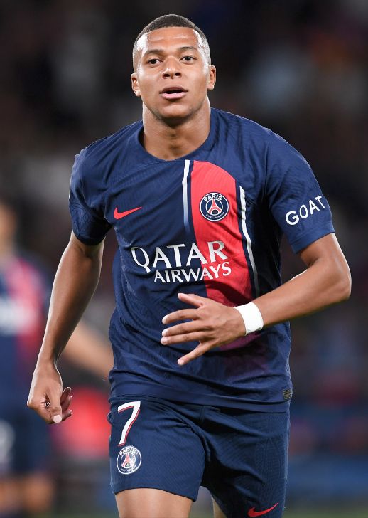 Haaland: 'I don't compare myself to Mbappé