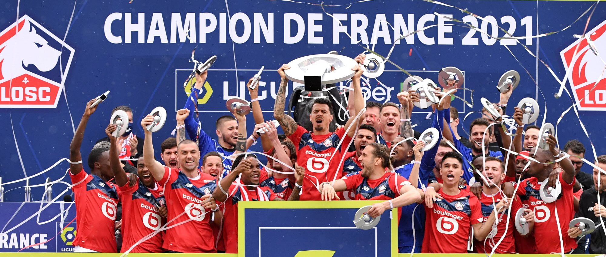 José Fonte celebrating title with Lille